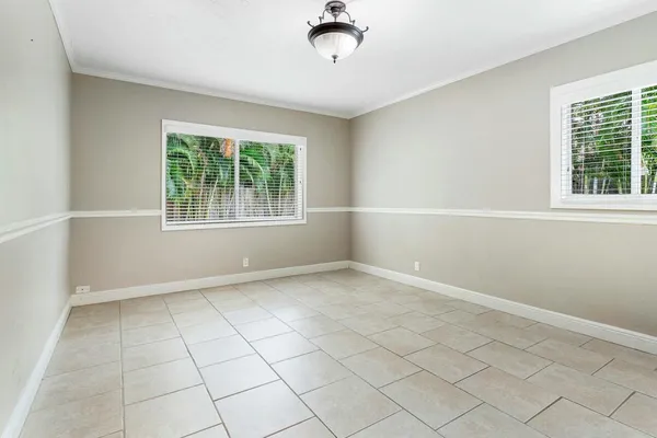 $7,500 | 121 Northeast Spanish Court, Boca Raton, FL 33432