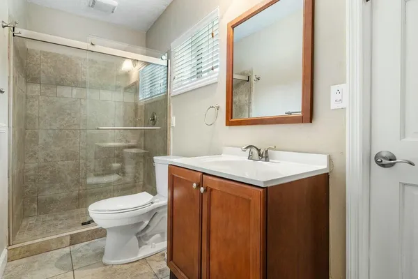 $7,500 | 121 Northeast Spanish Court, Boca Raton, FL 33432