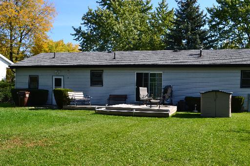 825 Southgate Road New Lenox, IL 60451 - Photo 3 of 16 a view of a house with backyard and porch