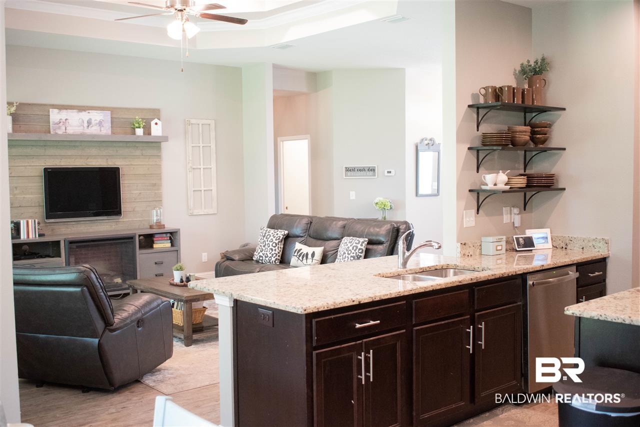 10420 Dunmore Drive Daphne, AL 36526 - Photo 5 of 41