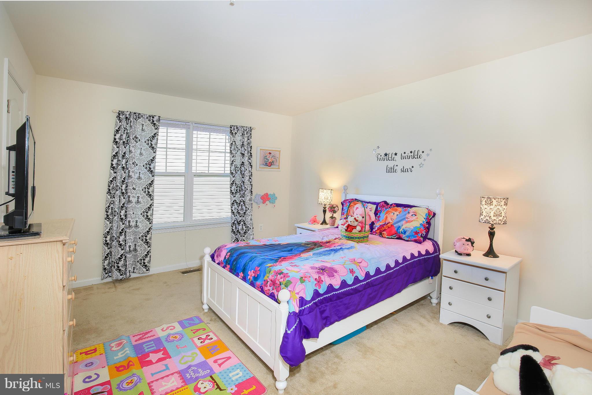 7116 Battle Field Loop Brandywine, MD 20613 - Photo 17 of 29 Bedroom