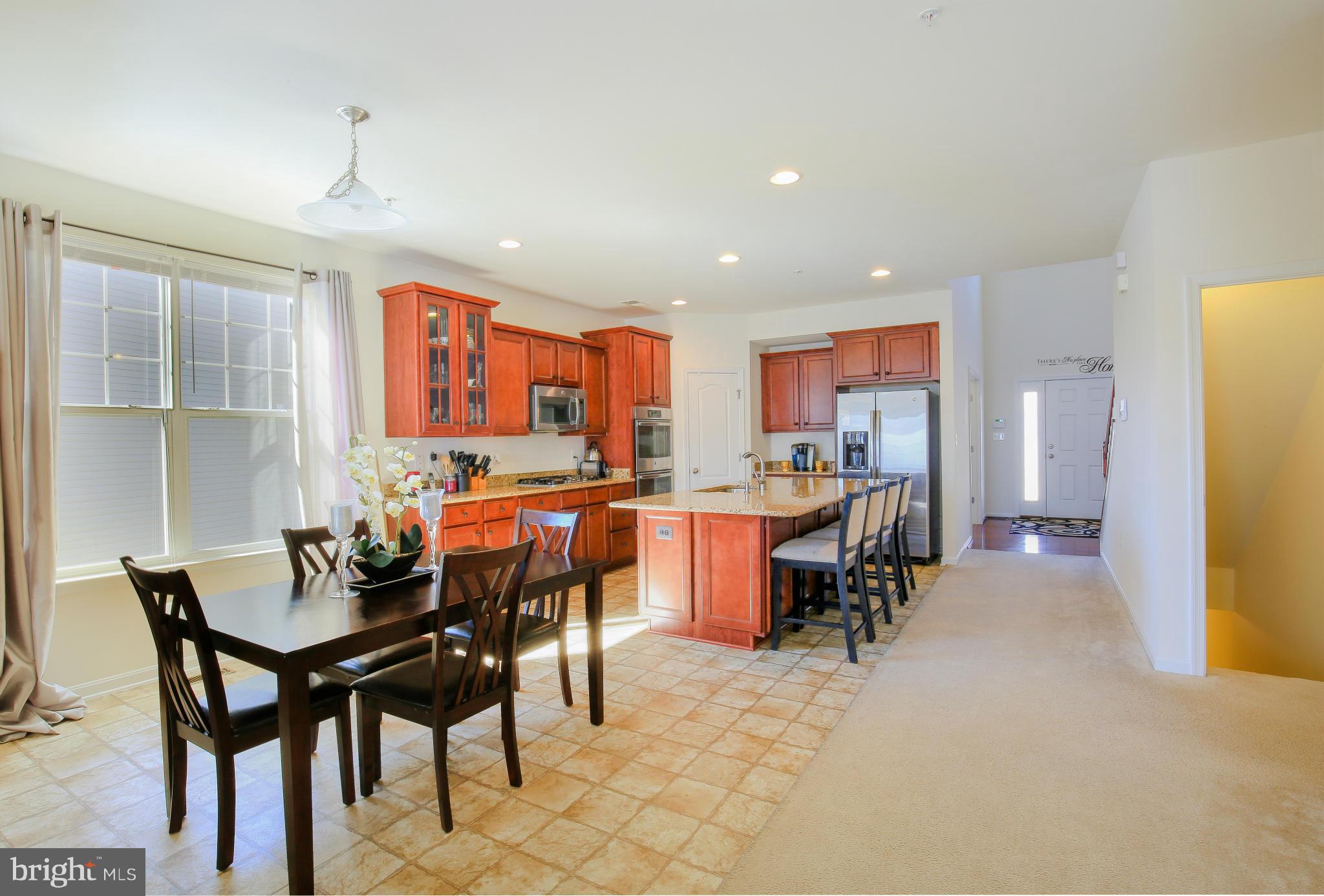 7116 Battle Field Loop Brandywine, MD 20613 - Photo 4 of 29 Kitchen