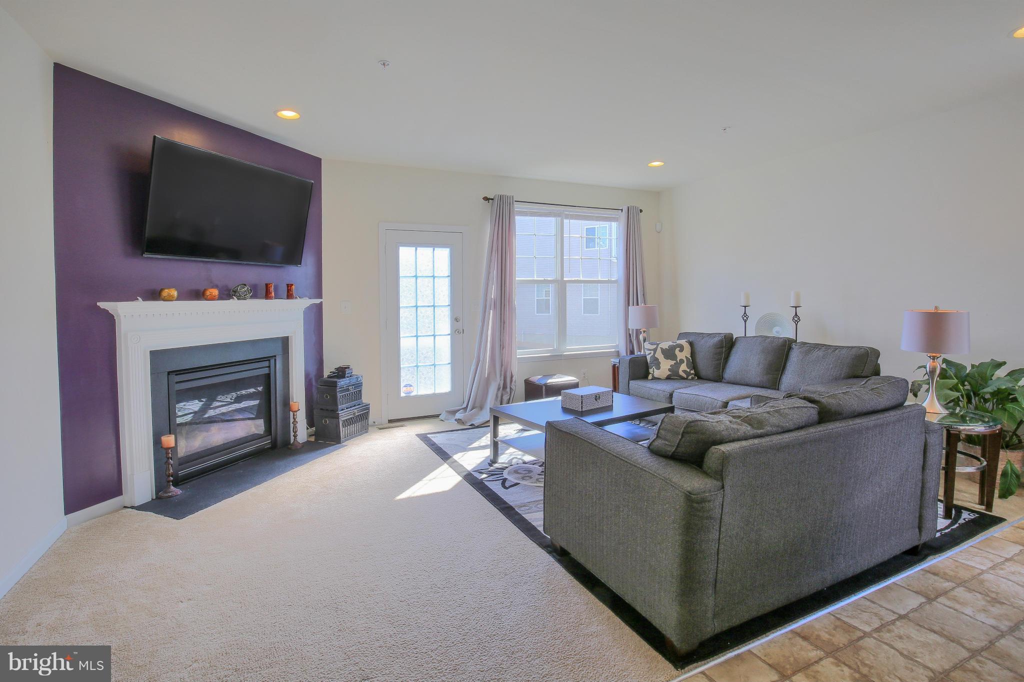 7116 Battle Field Loop Brandywine, MD 20613 - Photo 5 of 29 Family Room
