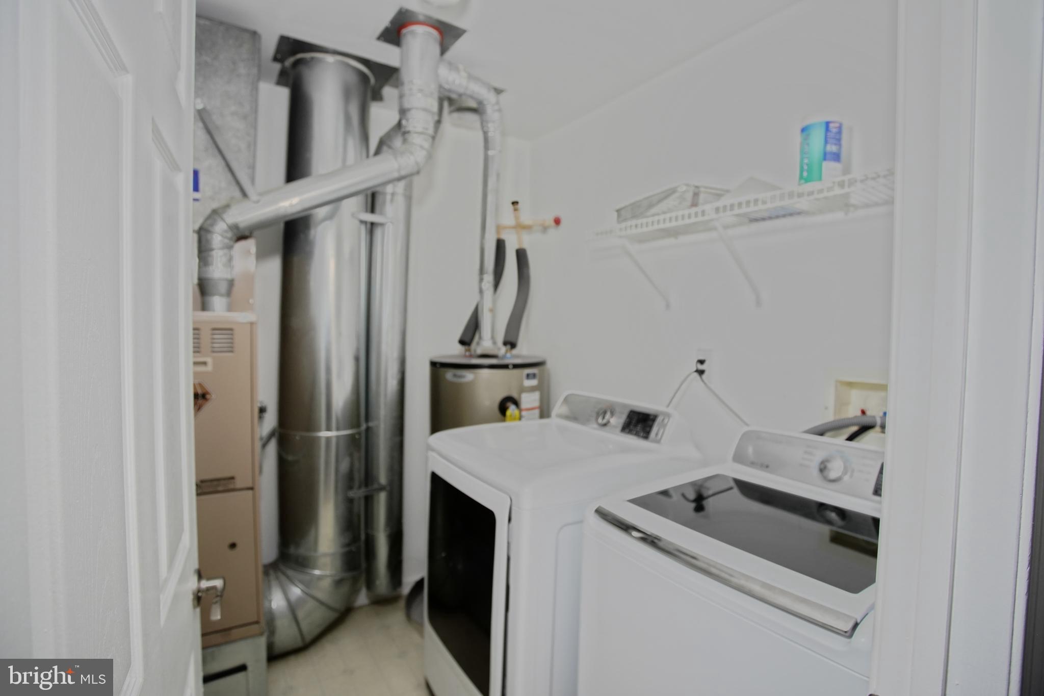 5808 Coventry Way Mount Laurel, NJ 08054 - Photo 27 of 41 a utility room with dryer and washer