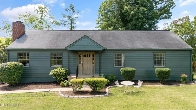 $380,000 | 3616 Riverview Drive, Knoxville, TN 37914