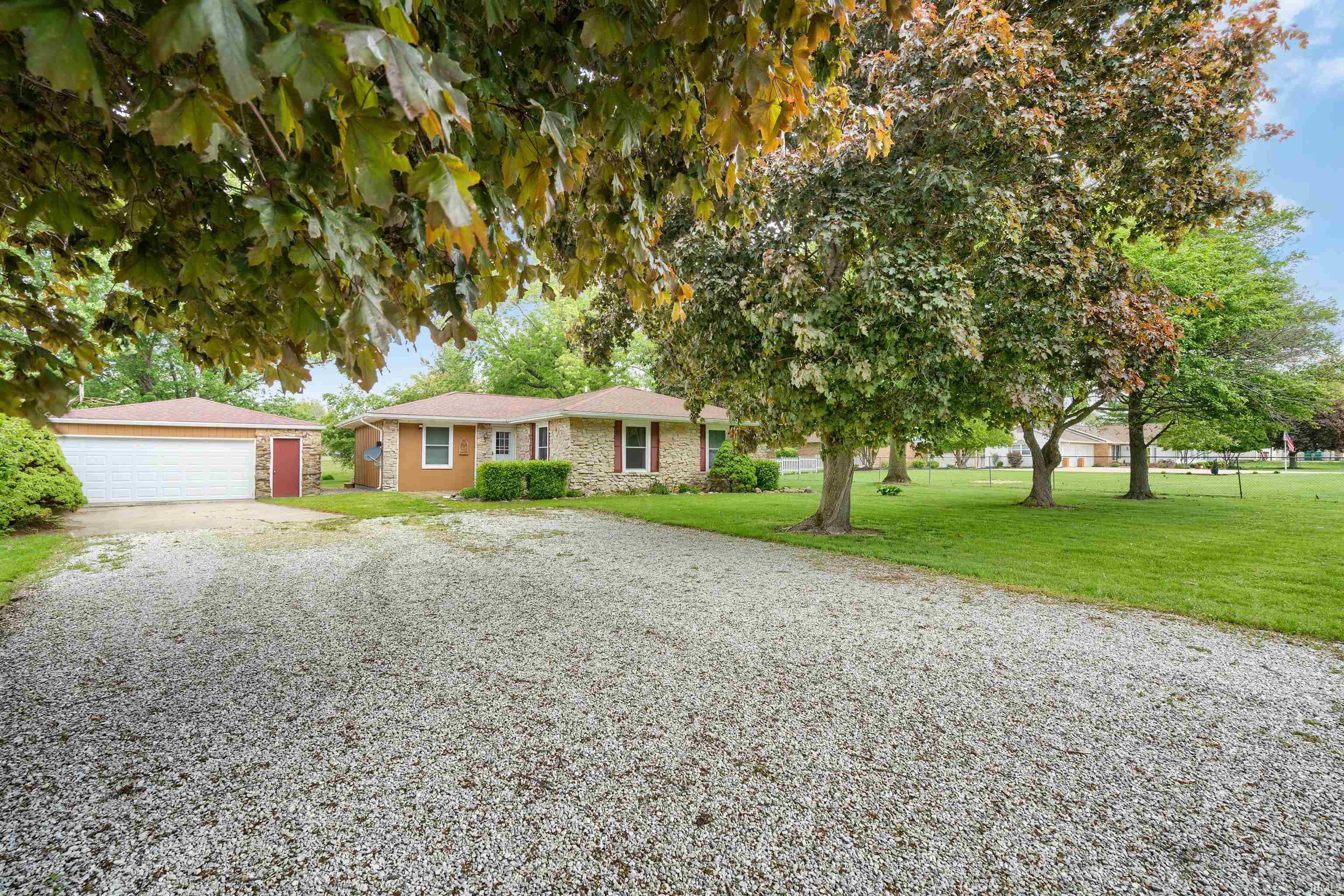 9482 East 100 South Road Greentown, IN 46936 - Photo 2 of 29