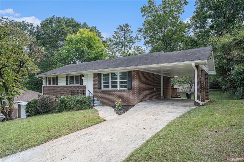 2839 Concord Drive Decatur, GA 30033 - Photo 2 of 26