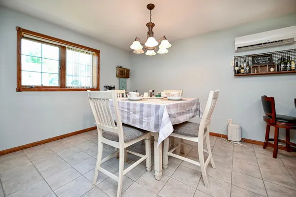 $349,900 | 17 Williams Street, Lewiston, MN 55952