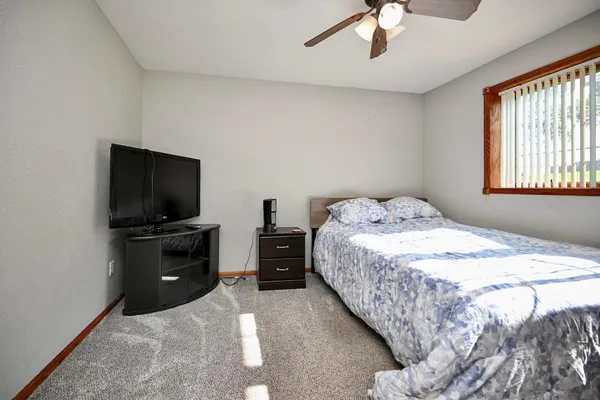 $349,900 | 17 Williams Street, Lewiston, MN 55952