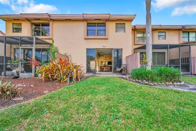 $389,000 | 10761 Northwest 14th Street, Unit 281, Plantation, FL 33322