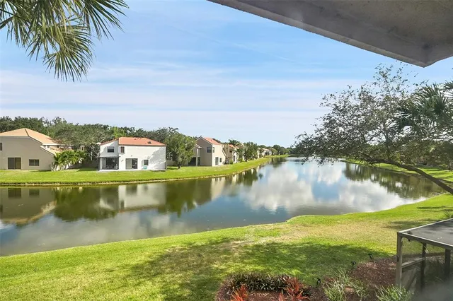 $389,000 | 10761 Northwest 14th Street, Unit 281, Plantation, FL 33322