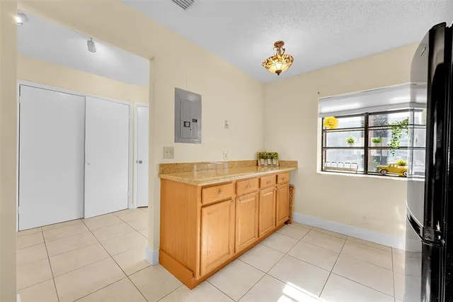 $389,000 | 10761 Northwest 14th Street, Unit 281, Plantation, FL 33322