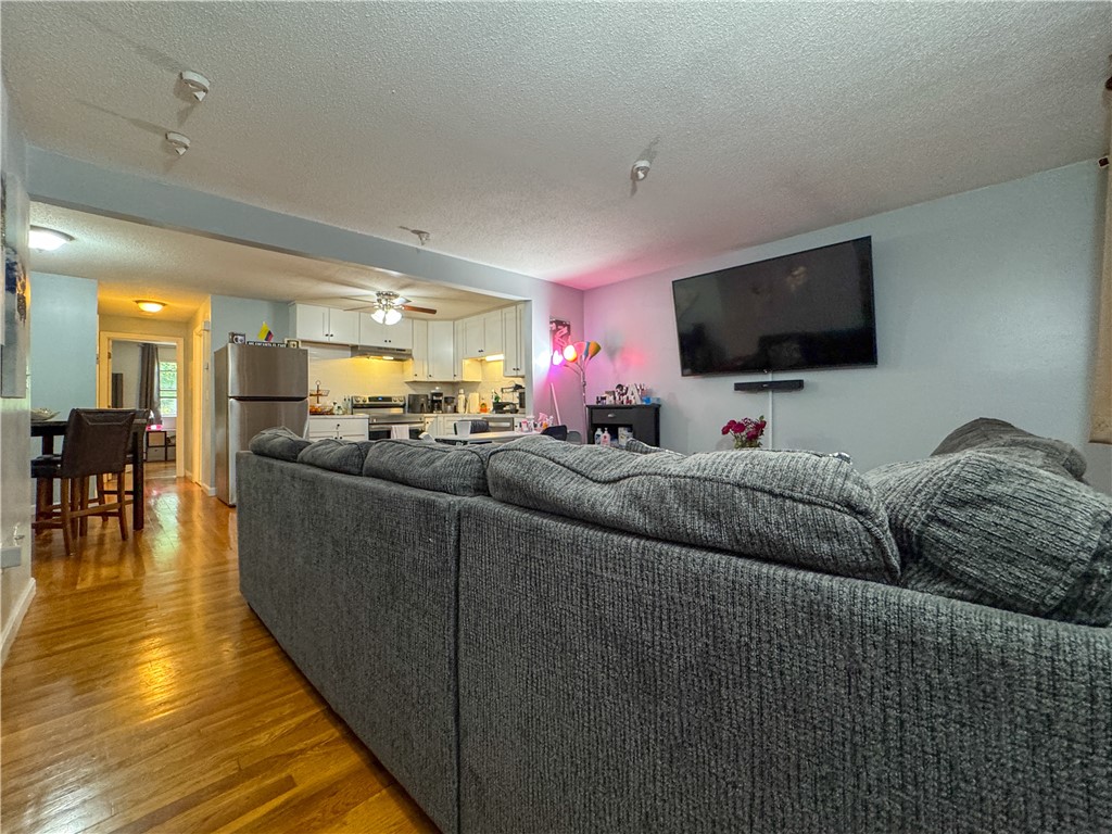 567 Smithfield Road, Unit 47 North Providence, RI 02904 - Photo 3 of 29 Gallery Image 3