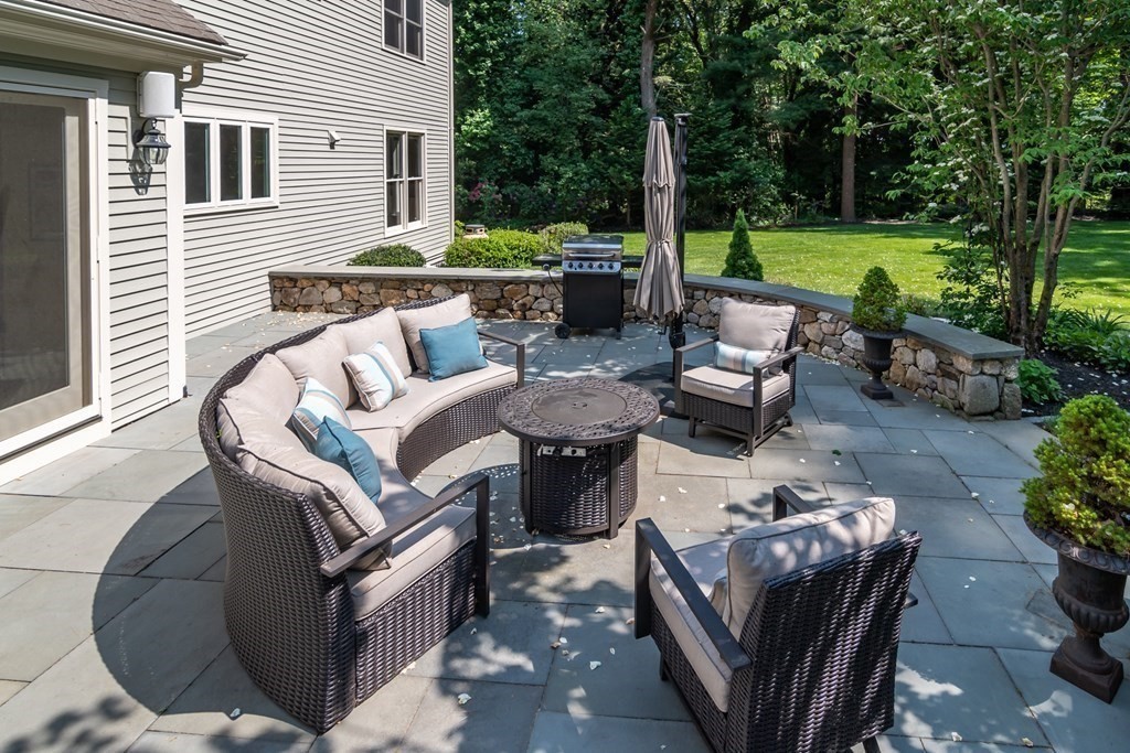 135 Whitewood Road Westwood, MA 02090 - Photo 30 of 39 Gallery Image 30