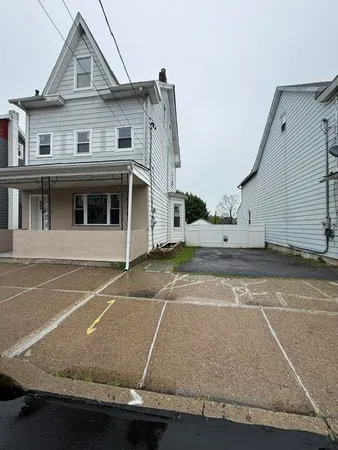 $2,400 | 1067 West Wilkes Barre Street, Easton, PA 18042