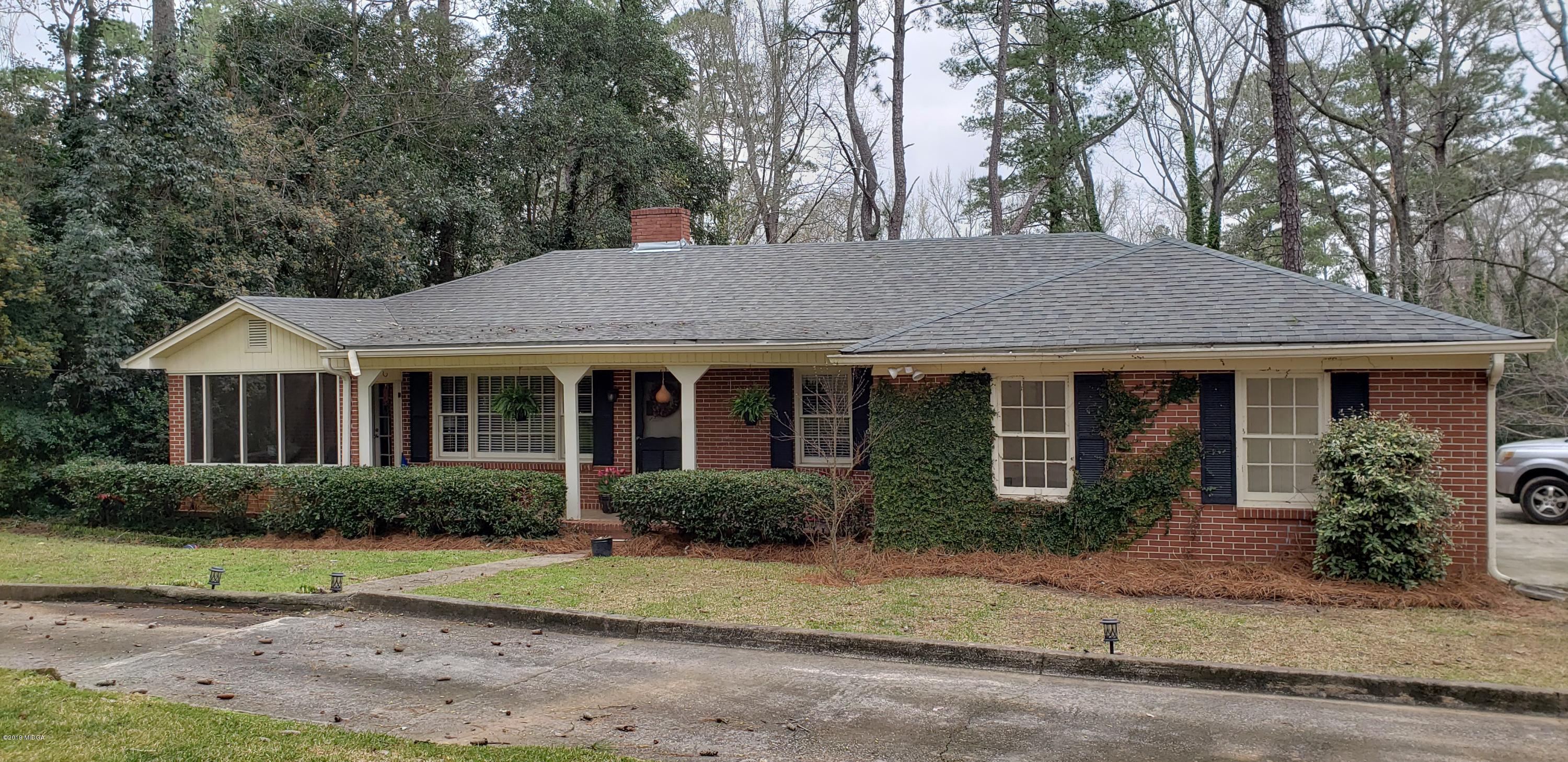 4467 Rivoli Drive Macon, GA 31210 - Photo 1 of 34 20190304_115859