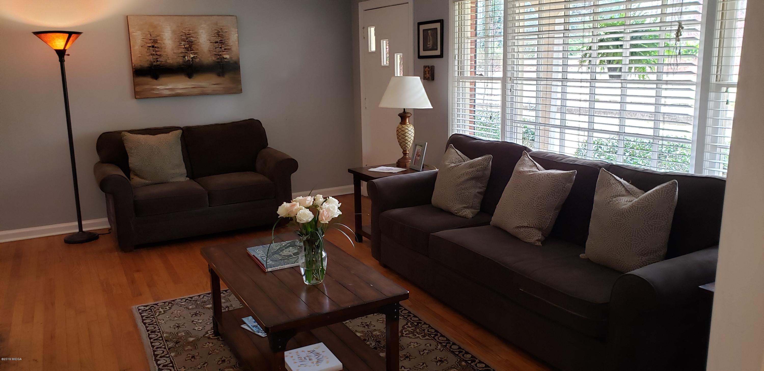 4467 Rivoli Drive Macon, GA 31210 - Photo 9 of 34 20190304_121026