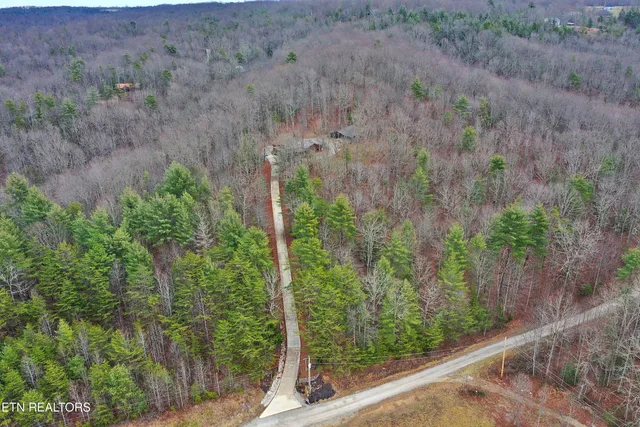 $569,000 | 495 Bear Hollow Road, Oneida, TN 37841