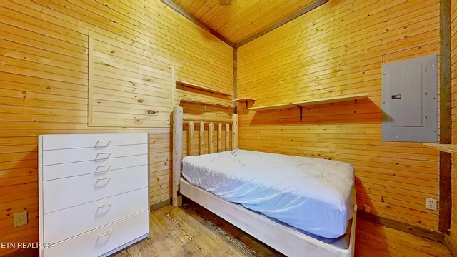 $589,000 | 495 Bear Hollow Road, Oneida, TN 37841