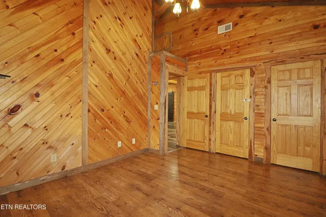 $589,000 | 495 Bear Hollow Road, Oneida, TN 37841