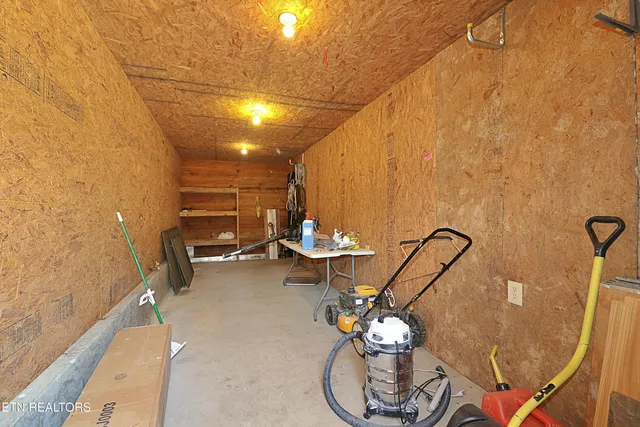 $589,000 | 495 Bear Hollow Road, Oneida, TN 37841