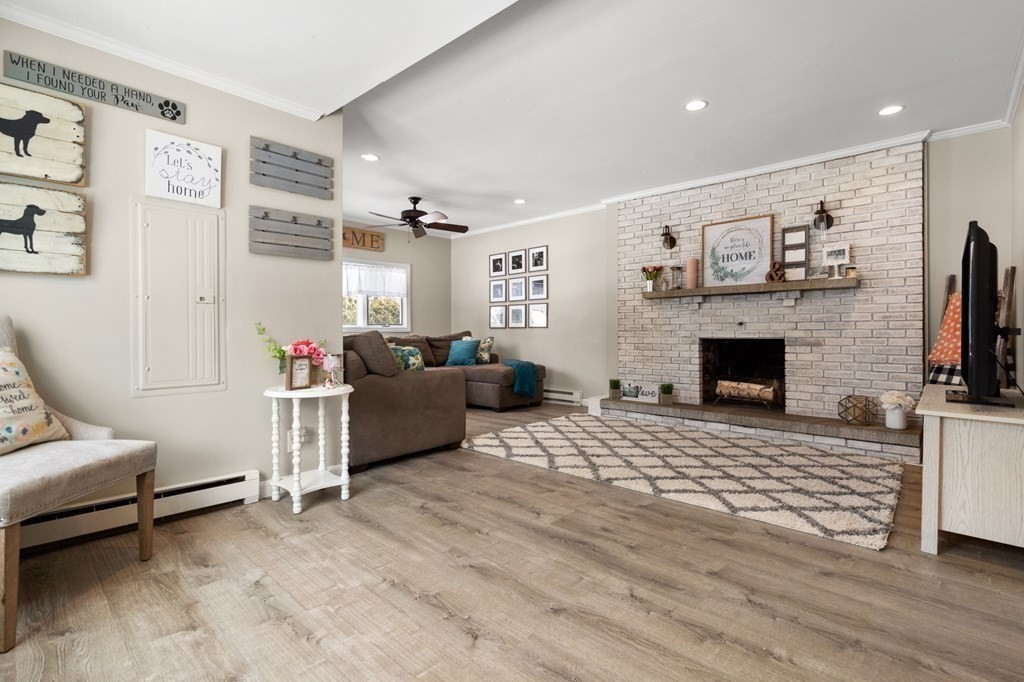 39 Pine Road Westford, MA 01886 - Photo 3 of 22 Gallery Image 3