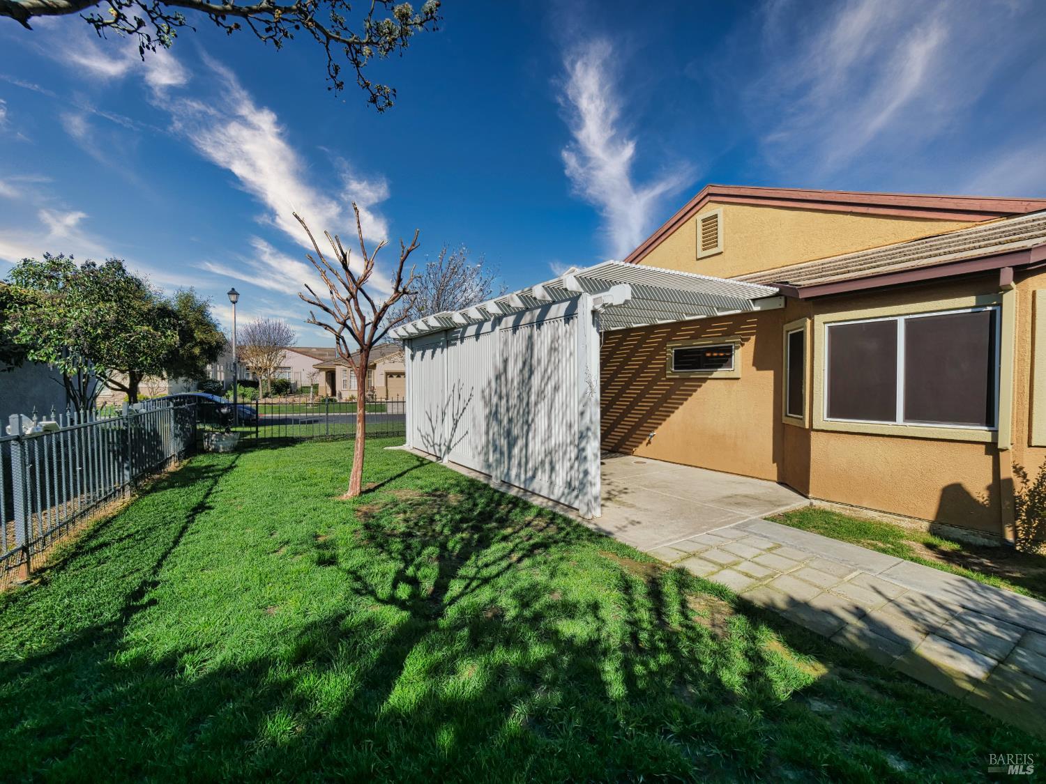 773 Turnberry Terrace Rio Vista, CA 94571 - Photo 30 of 52 a view of a backyard of the house