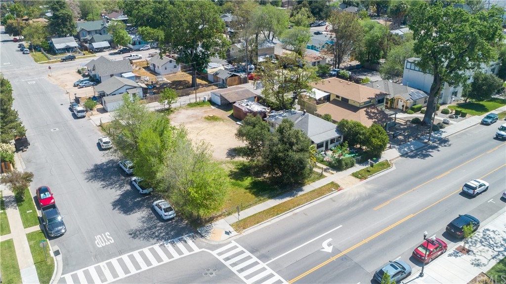 1836 Spring Street Paso Robles, CA 93446 - Photo 1 of 1 corner od 19th and Spring