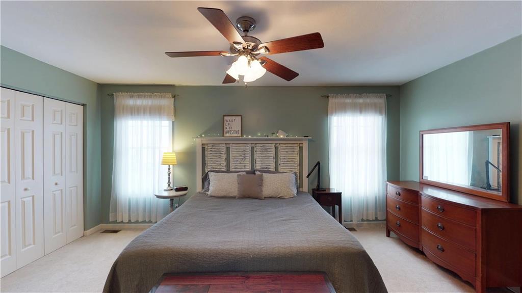 18 Castle View Drive McKees Rocks, PA 15136 - Photo 9 of 16 Large Master Suite with lots of closet space and master bath!