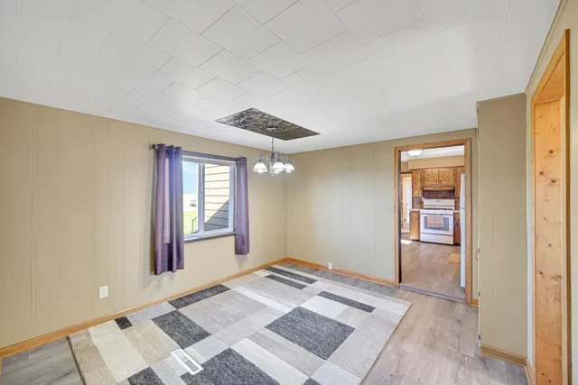 $314,900 | 526 East St Road 8, Kouts, IN 46347