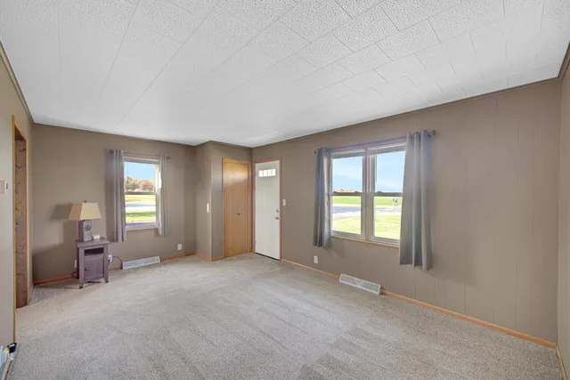 $314,900 | 526 East St Road 8, Kouts, IN 46347