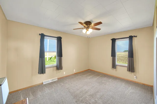 $314,900 | 526 East St Road 8, Kouts, IN 46347