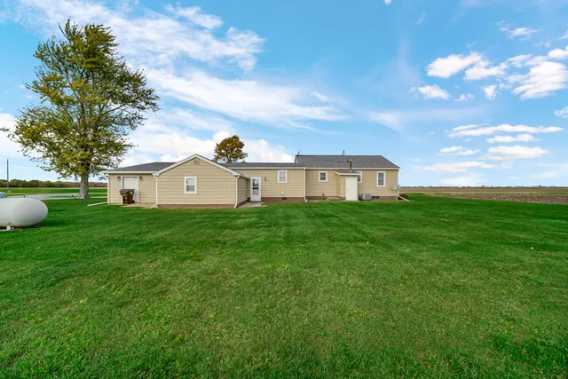 $314,900 | 526 East St Road 8, Kouts, IN 46347