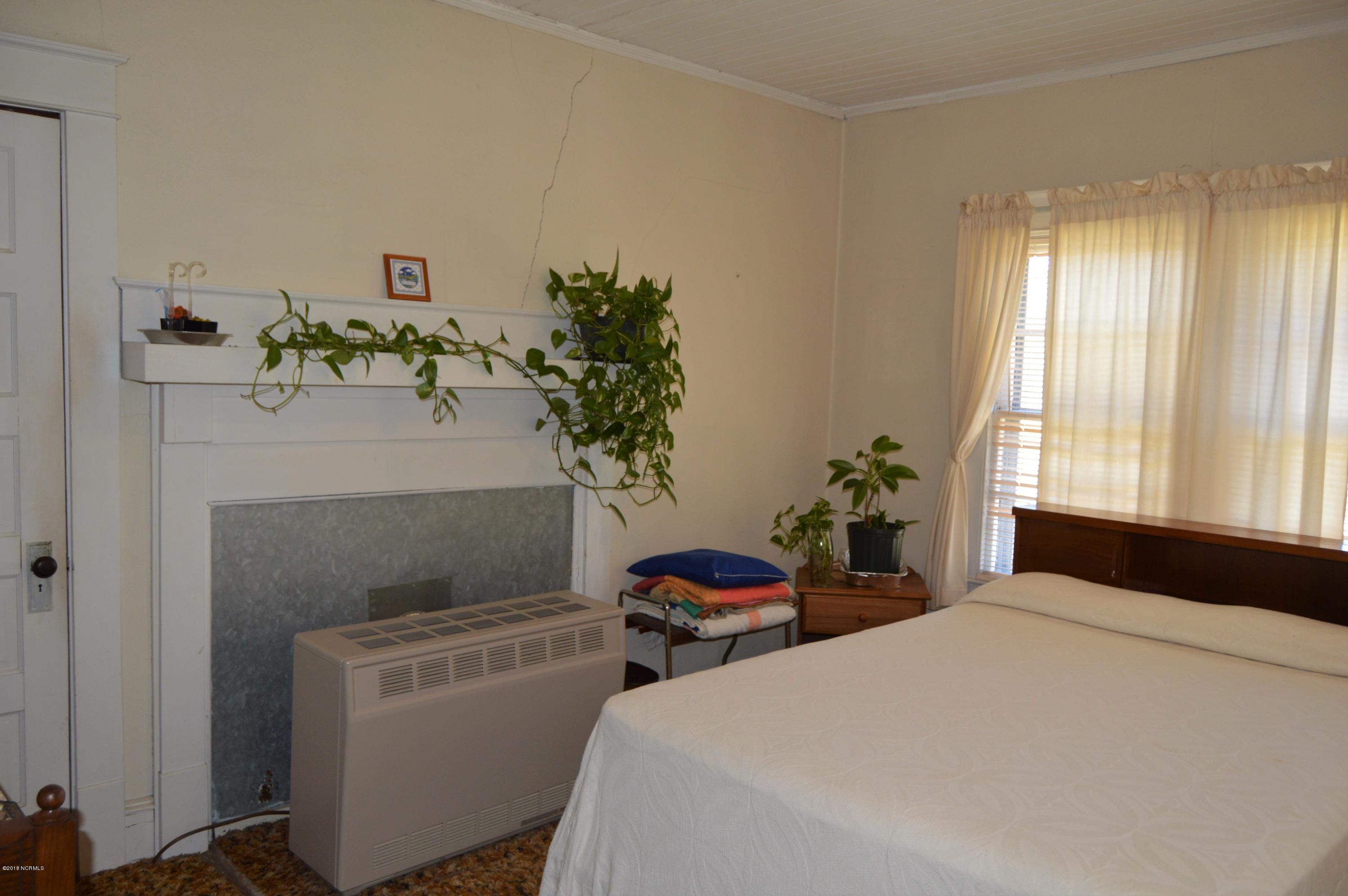 14220 Ashton Road Rocky Point, NC 28457 - Photo 11 of 22 bed 1