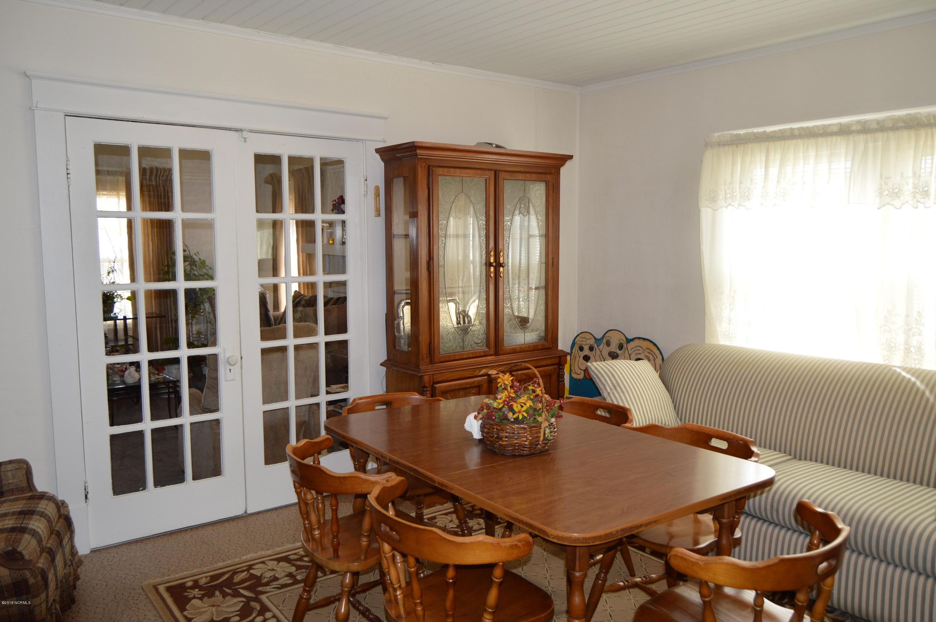 14220 Ashton Road Rocky Point, NC 28457 - Photo 6 of 22 dining