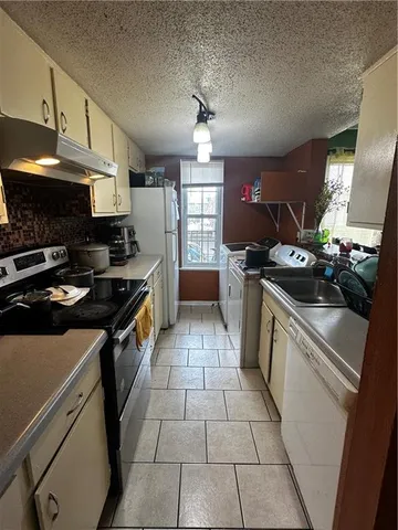$95,000 | 6320 Riverside Drive, Unit 350, Metairie, LA 70003