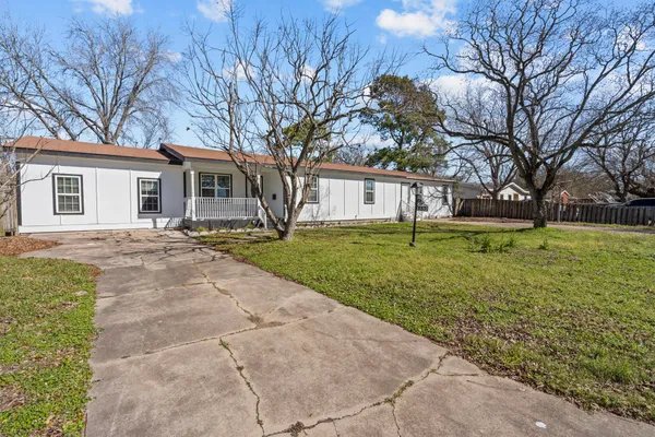 $264,497 | 1132 18th Avenue North, Texas City, TX 77590