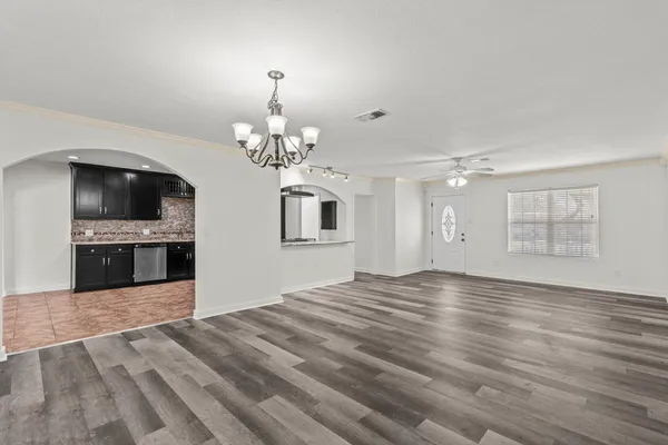 $264,497 | 1132 18th Avenue North, Texas City, TX 77590