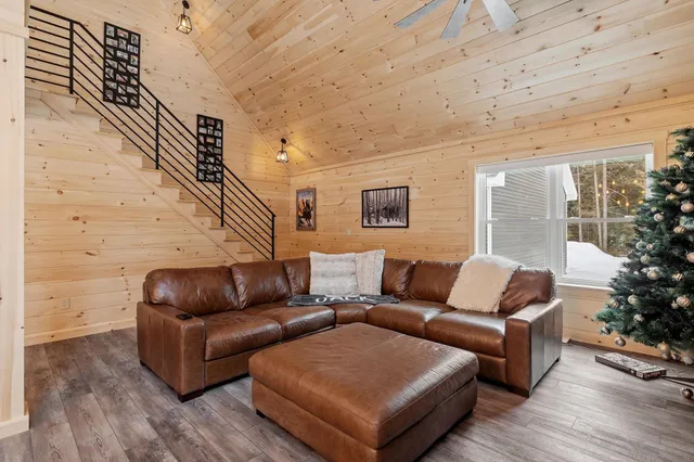 $1,475,000 | 115 Adams Farm Road, Thornton, NH 03285