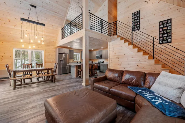 $1,475,000 | 115 Adams Farm Road, Thornton, NH 03285