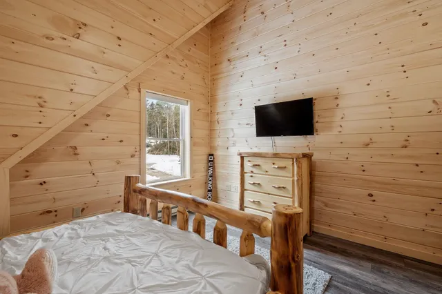 $1,475,000 | 115 Adams Farm Road, Thornton, NH 03285