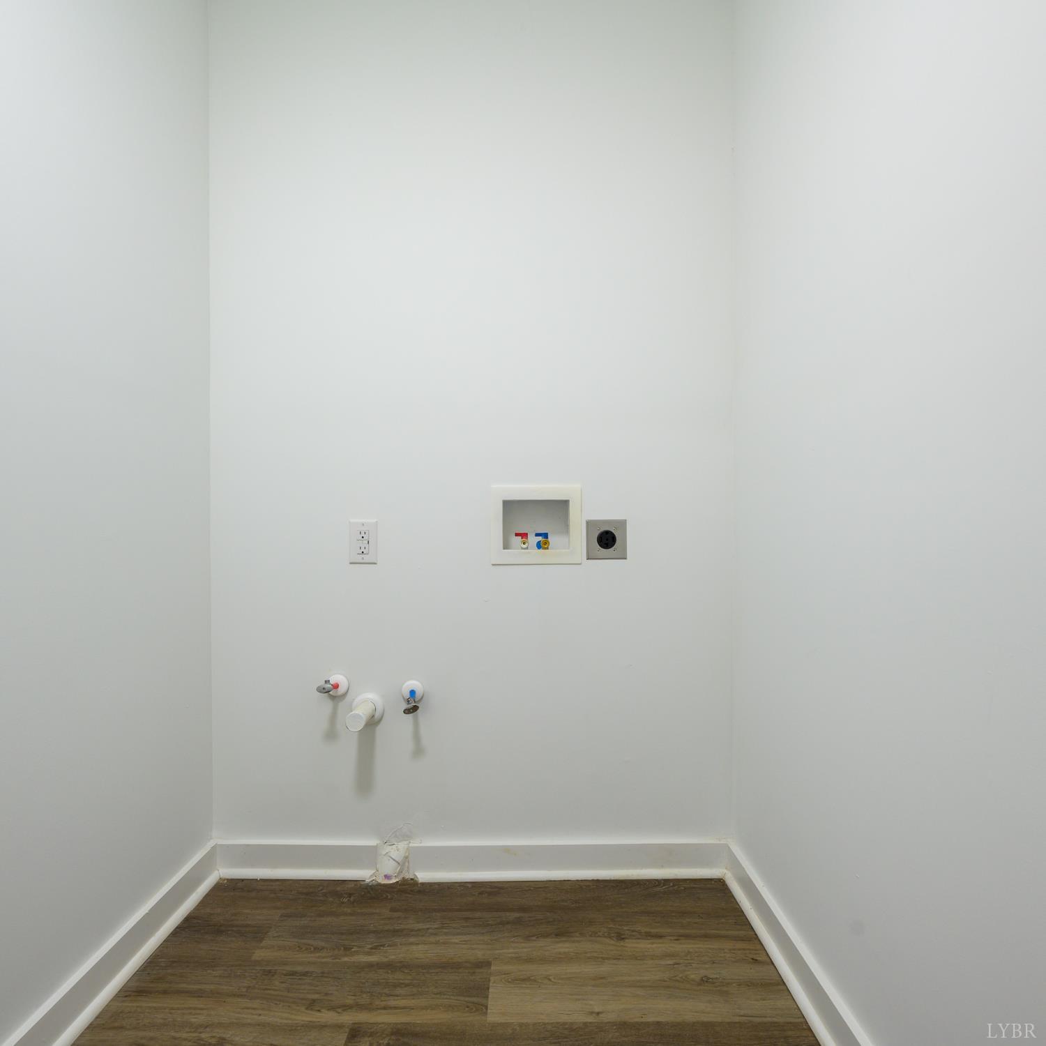 1860 South Coolwell Road Madison Heights, VA 24572 - Photo 13 of 42