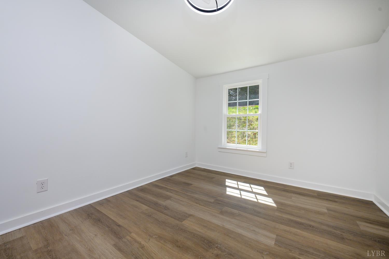 1860 South Coolwell Road Madison Heights, VA 24572 - Photo 26 of 42