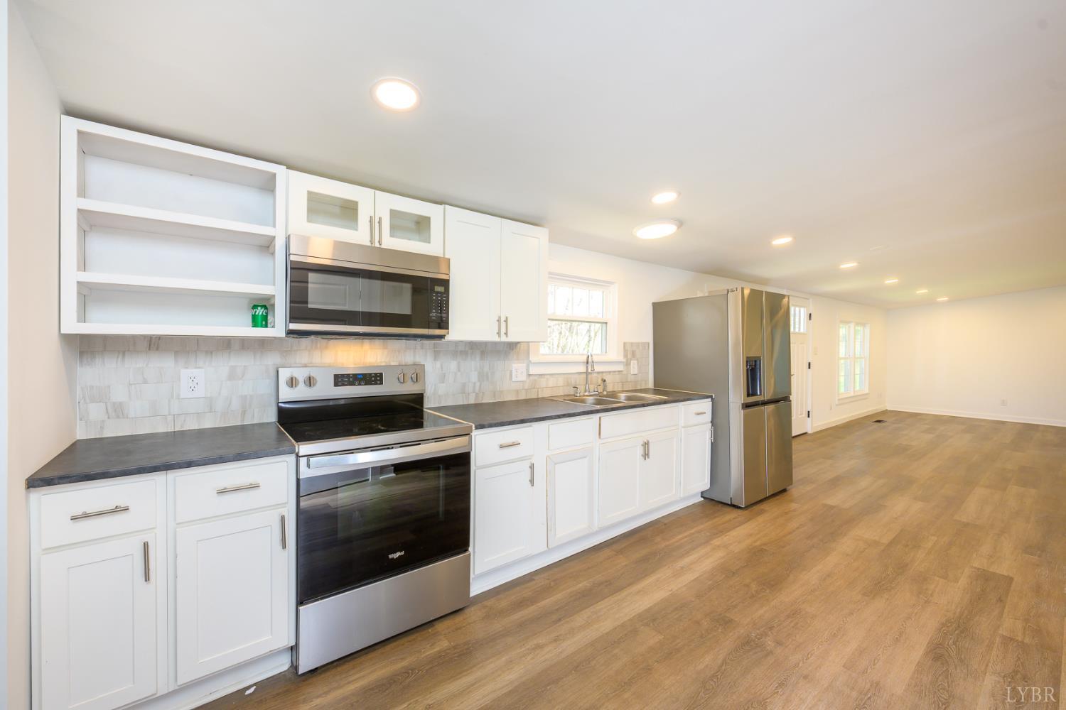 1860 South Coolwell Road Madison Heights, VA 24572 - Photo 7 of 42