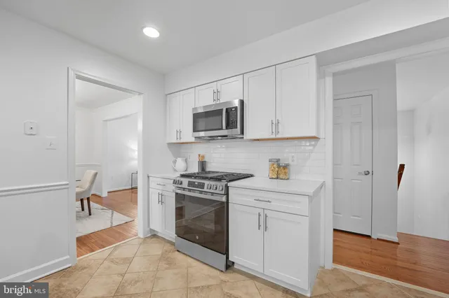 $925,000 | 10196 Red Spruce Road, Fairfax, VA 22032