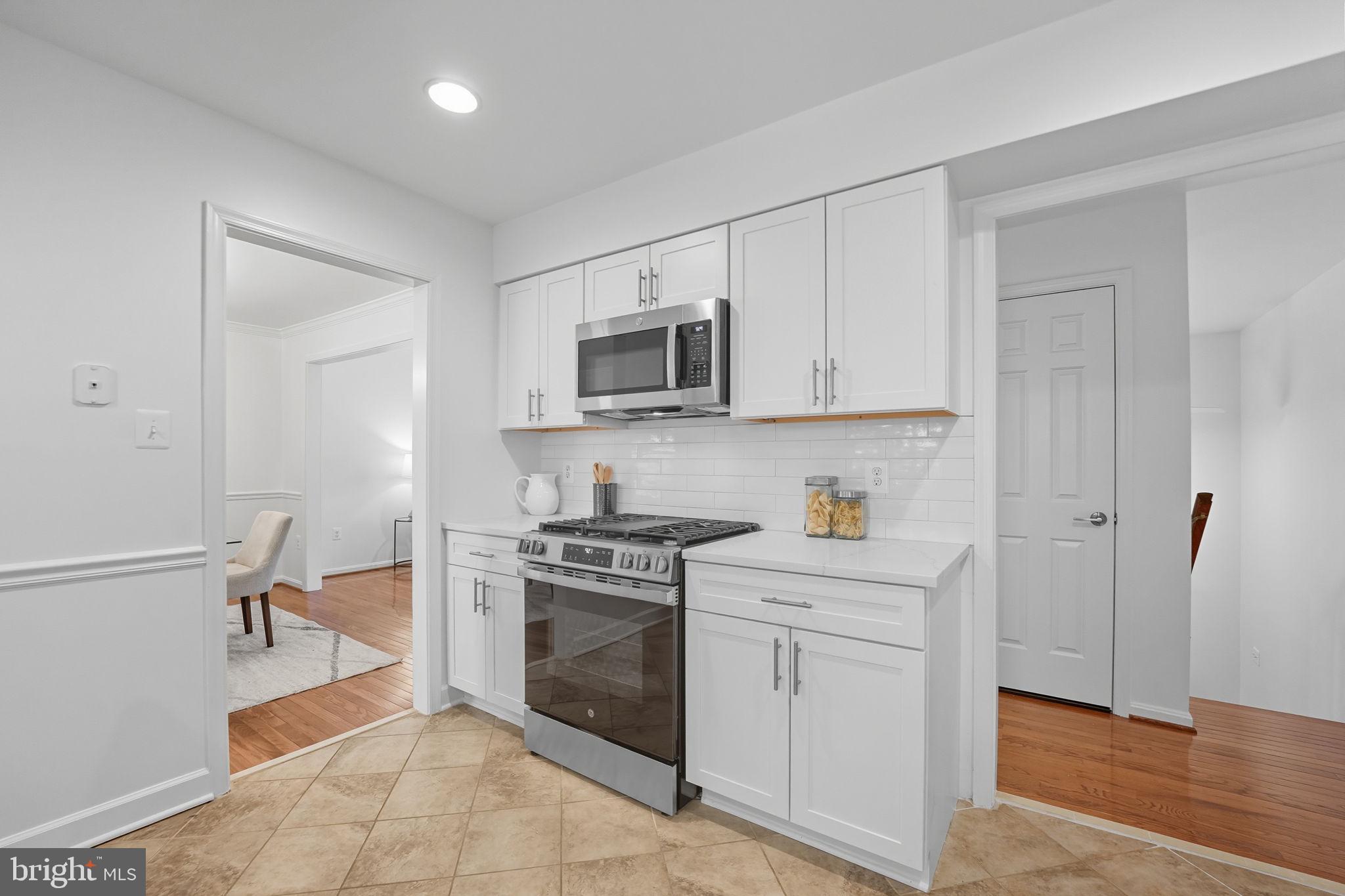 10196 Red Spruce Road Fairfax, VA 22032 - Photo 13 of 36 Kitchen