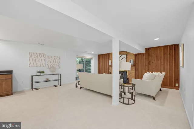 $925,000 | 10196 Red Spruce Road, Fairfax, VA 22032