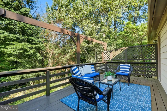 $925,000 | 10196 Red Spruce Road, Fairfax, VA 22032