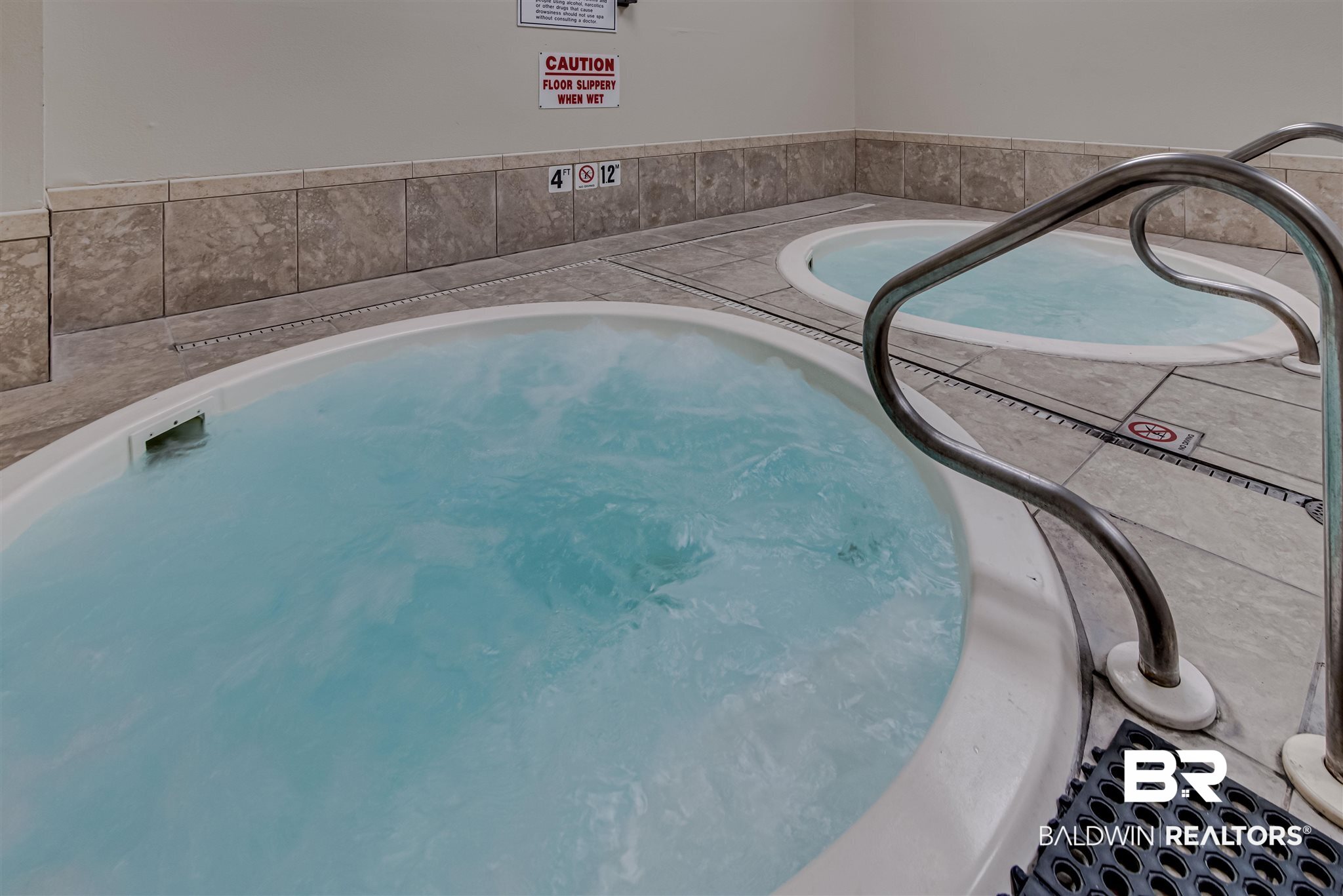 375 Plantation Road, Unit 5102 Gulf Shores, AL 36542 - Photo 17 of 28 Hot Tubs