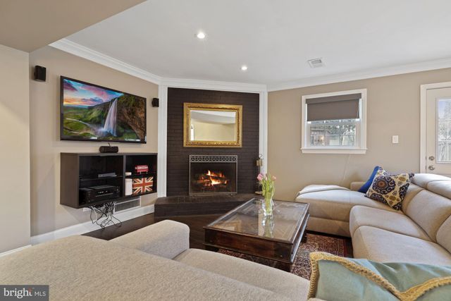 $1,550,000 | 5511 Westbard Avenue, Bethesda, MD 20816